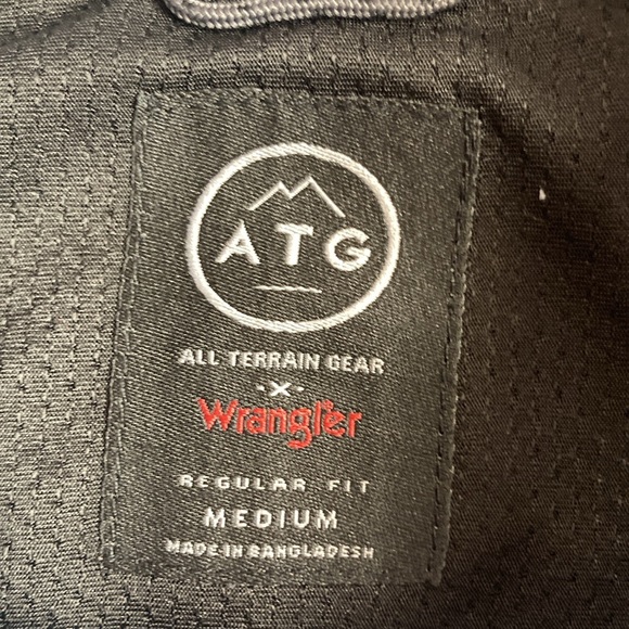 Pre Owned Wrangler ATG Mens Regular Fit Plaid Button Up Shirt Size Medium - Picture 3 of 9